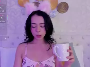 Offline cassie66_ on Chaturbate