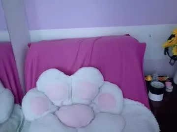cat_white on Chaturbate