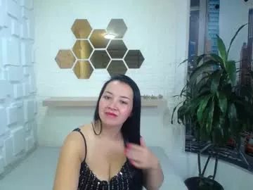 charlotteschmidtt on Chaturbate