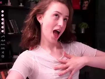 charming_flower on Chaturbate