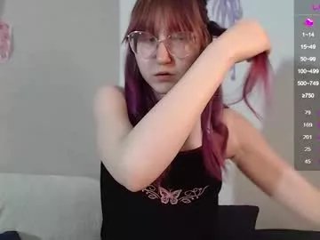cherry_hazzze on Chaturbate