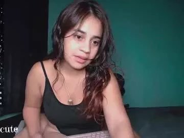 chloe_maia1 on Chaturbate