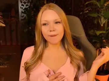 chloewight on Chaturbate