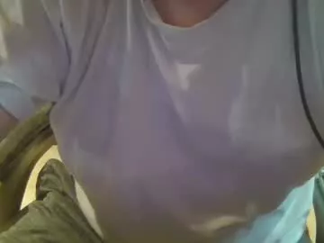 Offline chubbycub14 on Chaturbate