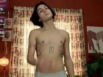 cleo_stringer_ on Chaturbate