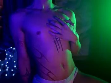 cleo_stringer_ on Chaturbate