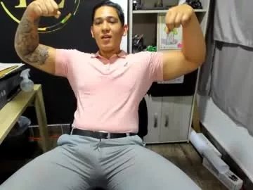 coltonmassif_ on Chaturbate