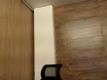 Offline connor_h1 on Chaturbate