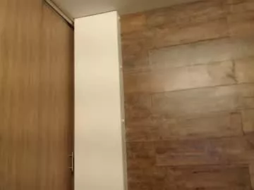 Offline connor_h1 on Chaturbate