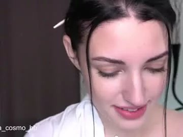 cosmo_bb on Chaturbate