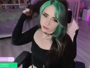 Offline crimsonkitten on Chaturbate