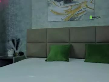 cris__alex__ on Chaturbate