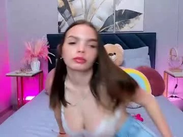curvy_dynamite on Chaturbate