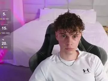 cute_thomas on Chaturbate