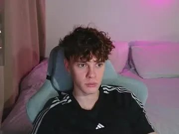 cute_thomas on Chaturbate