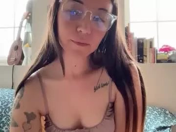 cuteballoons on Chaturbate