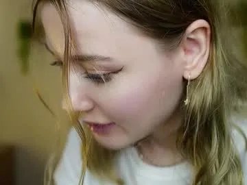 cutenass on Chaturbate