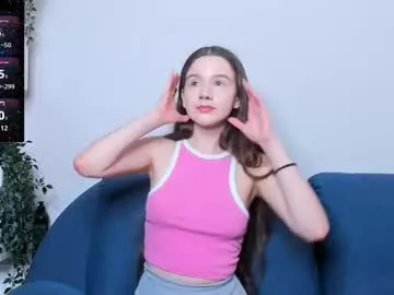 Offline cwendenmon on Chaturbate