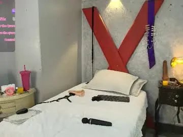 daniela_patherson on Chaturbate