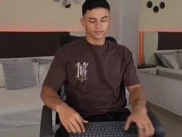 danteestone — Muscles tight, skin tan, and stamina for days. Come play #pvt #sensual #fit #naked #cumshow