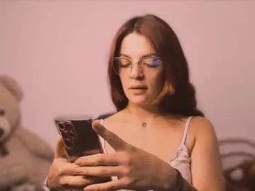 daphnesmile on Chaturbate