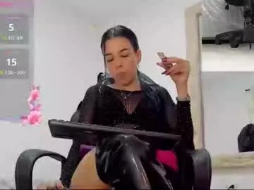 darks_queen on Chaturbate