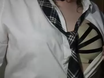 Offline darksonya187 on Chaturbate