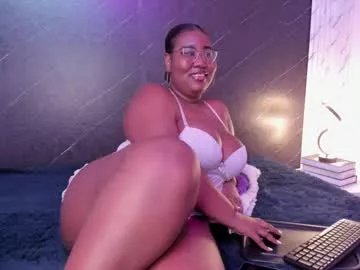 darnellqueen on Chaturbate