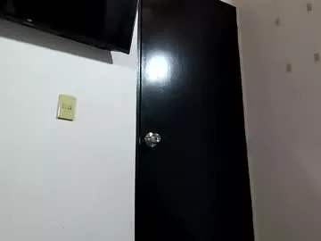 Offline davidsmile28 on Chaturbate