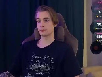 debugmee on Chaturbate