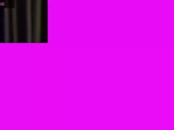 deedeedoll on Chaturbate