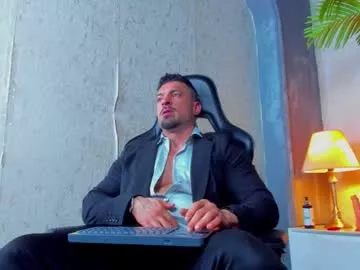 Offline dennis_cox_ on Chaturbate