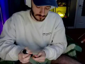 Offline digbicknik on Chaturbate