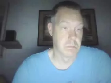 Offline disney0988 on Chaturbate