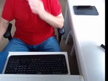 dutchpornking2 — Mature man for naked, jerking and cumming. #foreskin #mature #uncut #masturbating #cumshot [50 tokens remaining]