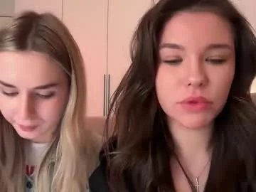 ecl1pse_ — GOAL: squeeze ass [76 tokens left] #new #18 #natural #bigass #tease