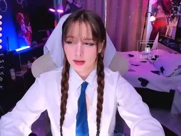 effie_lee on Chaturbate