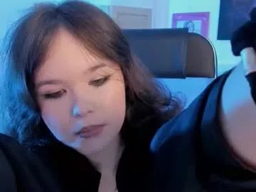 elainebeness on Chaturbate