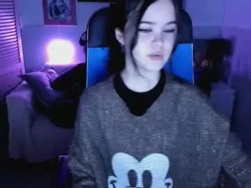 elainebeness on Chaturbate