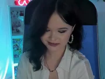 elainebeness on Chaturbate