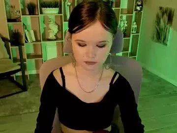 elainebeness on Chaturbate
