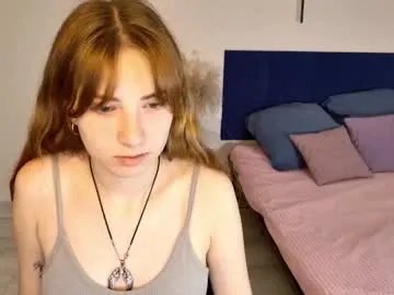 elis_bb on Chaturbate