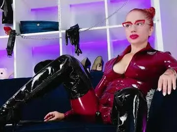 Offline ella_kross on Chaturbate