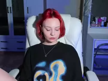 Offline ellales on Chaturbate