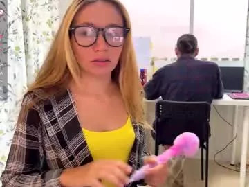 Offline ellcrys on Chaturbate