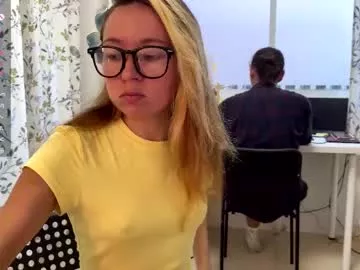 Offline ellcrys on Chaturbate