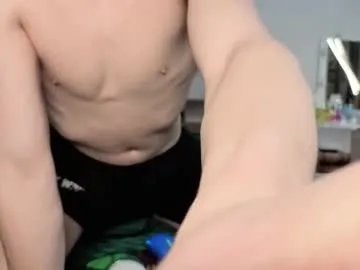 emily0303 — start anal show [3984 tokens left]