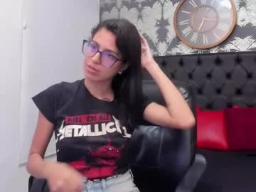 Offline emily_loperaa on Chaturbate