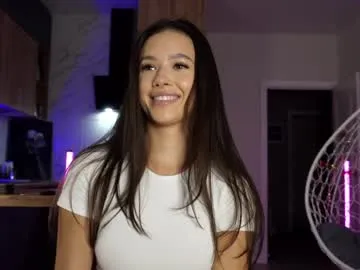 Freechat emilybatee on Chaturbate