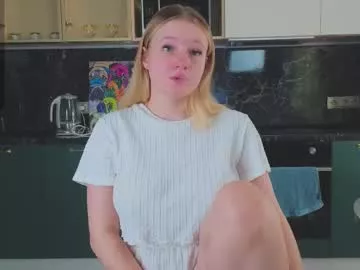 Offline emilyhewell on Chaturbate